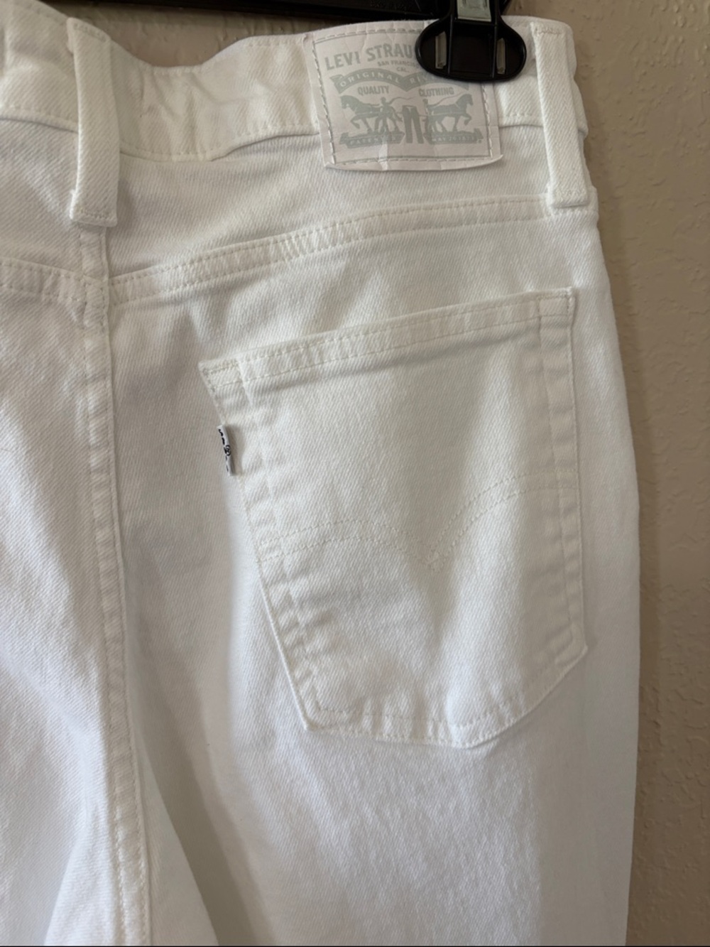 Levi's White High-Rise Flare Jeans - Picture 7 of 7